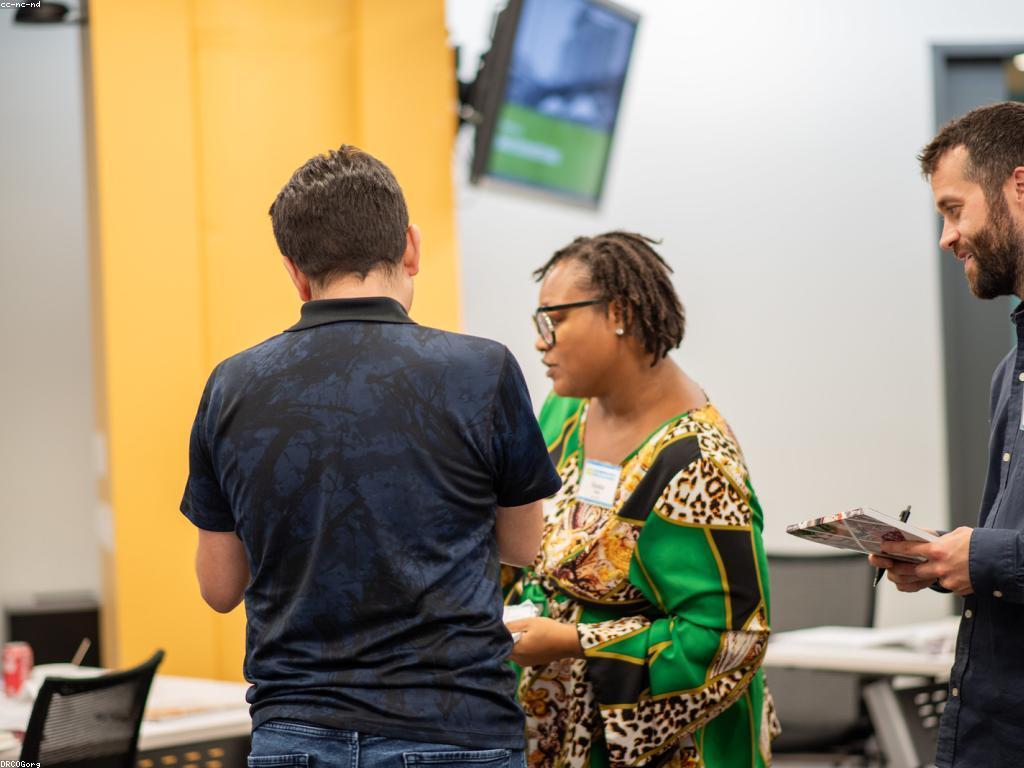 គម្រោងអាផារ: អនាគតនៃការអភិវឌ្ឍន៍