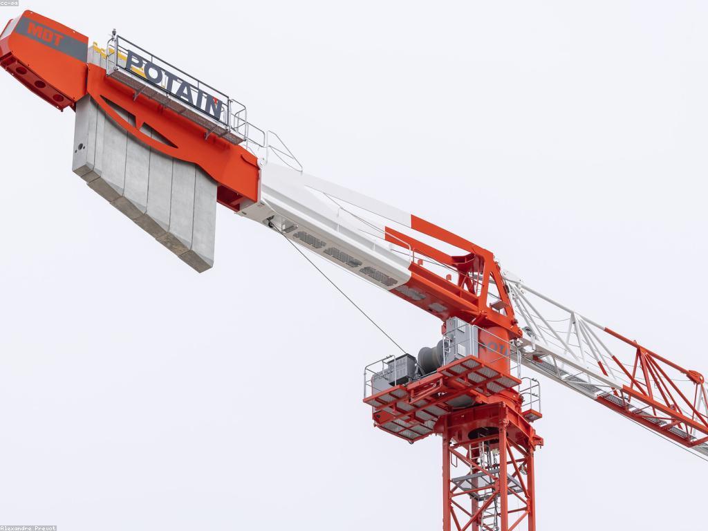 អនាគតនៃគម្រោងអាផារ: វិធីសាស្ត្រ និងការប្រកួតប្រជែង