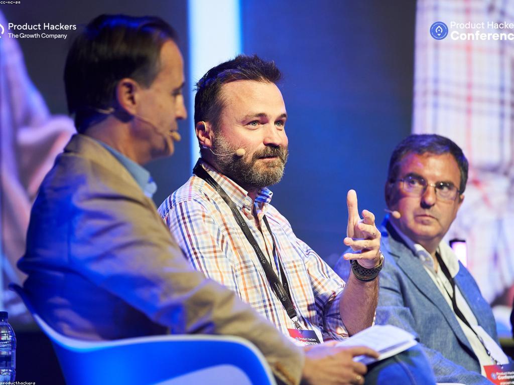 វិភាគវាយតម្លៃ: ការប្រើប្រាស់វិធីសាស្ត្រថ្មីៗសម្រាប់ការវាយតម្លៃលទ្ធផល