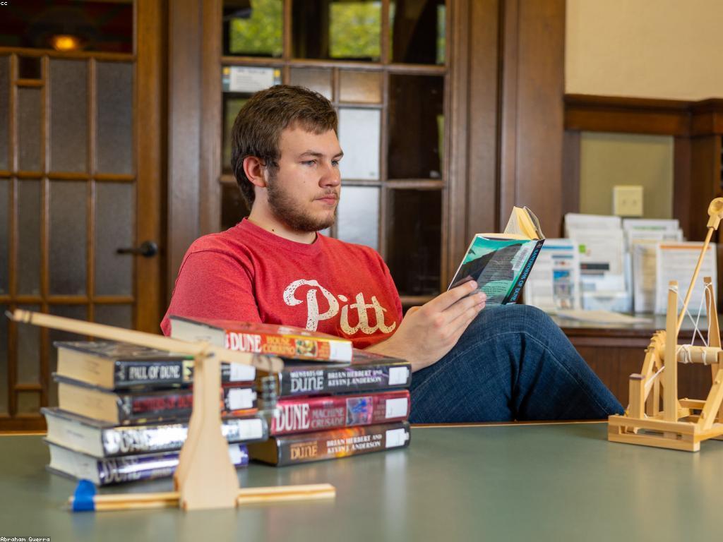 តួនាទីនៃបណ្ណាល័យស្លុតក្នុងសង្គមសម័យថ្មី